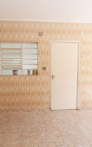 Casa à venda com 250m², 3 quartos e 4 vagas Casa à venda com 250m², 3 quartos e 4 vagasCozinha