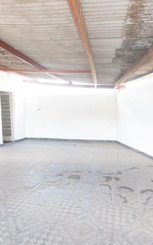 Casa à venda com 250m², 3 quartos e 4 vagas Casa à venda com 250m², 3 quartos e 4 vagasÁrea comum