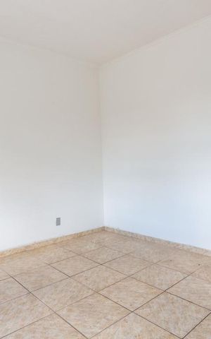 Casa à venda com 250m², 3 quartos e 4 vagas Casa à venda com 250m², 3 quartos e 4 vagasQuarto 1