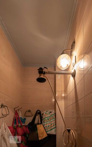 Casa à venda com 198m², 3 quartos e 4 vagas Casa à venda com 198m², 3 quartos e 4 vagasBanheiro 1 - Casa 2