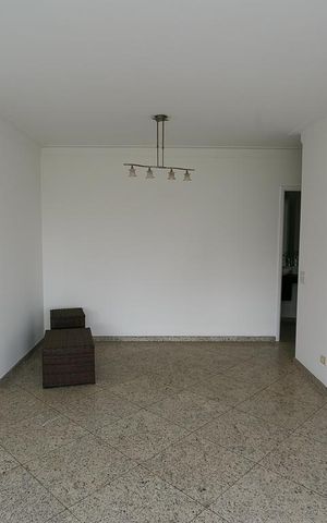 Apartamento à venda com 125m², 3 quartos e 3 vagas Apartamento à venda com 125m², 3 quartos e 3 vagasSala