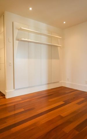 Apartamento para alugar com 218m², 3 quartos e 4 vagas Apartamento para alugar com 218m², 3 quartos e 4 vagasHall Central