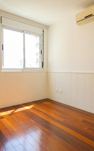 Apartamento para alugar com 218m², 3 quartos e 4 vagas Apartamento para alugar com 218m², 3 quartos e 4 vagasSuíte 1