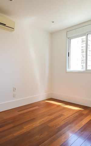 Apartamento para alugar com 218m², 3 quartos e 4 vagas Apartamento para alugar com 218m², 3 quartos e 4 vagasQuarto 1