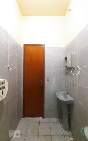 Apartamento para alugar com 60m², 2 quartos e sem vaga Apartamento para alugar com 60m², 2 quartos e sem vagaBanheiro Social