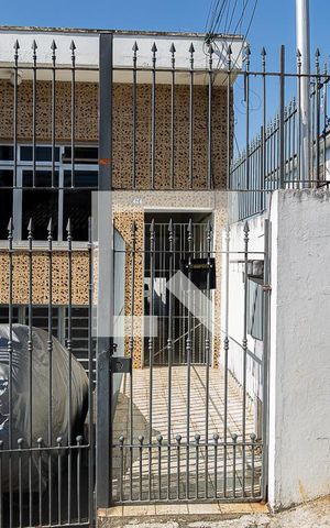 Casa para alugar com 35m², 1 quarto e sem vaga Casa para alugar com 35m², 1 quarto e sem vagaFachada