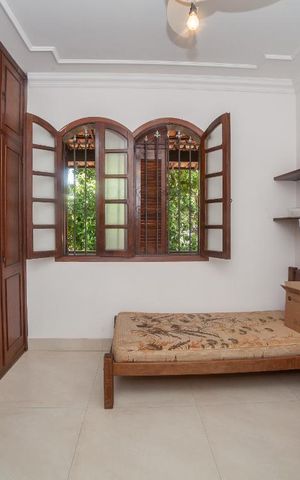 Casa à venda com 320m², 4 quartos e 4 vagas Casa à venda com 320m², 4 quartos e 4 vagasQuarto 2