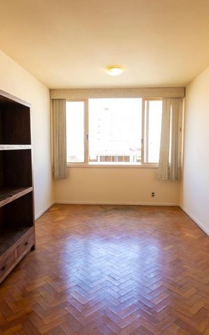 Apartamento à venda com 70m², 2 quartos e 1 vaga Apartamento à venda com 70m², 2 quartos e 1 vagaSala