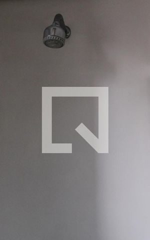 Apartamento para alugar com 39m², 1 quarto e sem vagaChuveiro