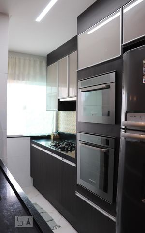 Apartamento à venda com 168m², 3 quartos e 2 vagasCozinha