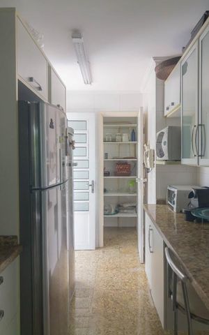 Casa para alugar com 200m², 3 quartos e 2 vagas Casa para alugar com 200m², 3 quartos e 2 vagasCozinha