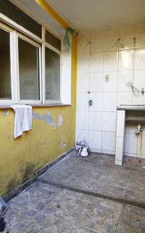 Casa à venda com 60m², 2 quartos e 1 vagaÁrea de Serviço
