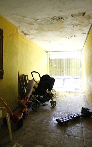 Casa à venda com 60m², 2 quartos e 1 vagalateral