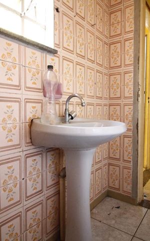 Casa à venda com 60m², 2 quartos e 1 vagaBanheiro