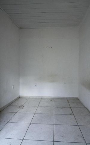 Casa à venda com 60m², 2 quartos e 1 vagaquarto 2