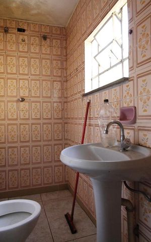 Casa à venda com 60m², 2 quartos e 1 vagaBanheiro