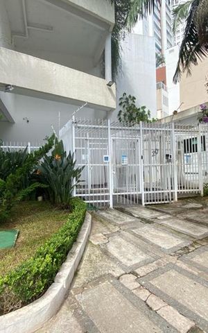 Apartamento à venda com 109m², 3 quartos e 2 vagas Apartamento à venda com 109m², 3 quartos e 2 vagasFachada