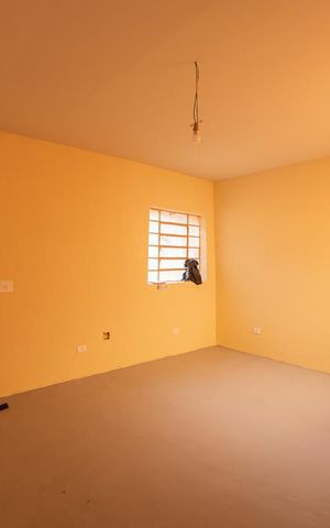Casa para alugar com 200m², 2 quartos e 1 vaga Casa para alugar com 200m², 2 quartos e 1 vagaSala