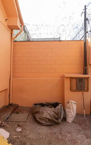 Casa para alugar com 200m², 2 quartos e 1 vaga Casa para alugar com 200m², 2 quartos e 1 vagaGaragem