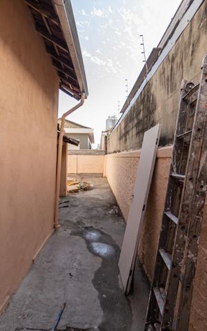 Casa para alugar com 200m², 2 quartos e 1 vaga Casa para alugar com 200m², 2 quartos e 1 vagaÁrea Externa