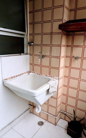 Apartamento à venda com 68m², 2 quartos e 1 vagaÁrea de Serviço
