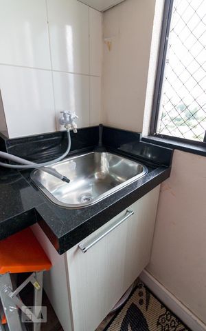 Apartamento à venda com 59m², 2 quartos e 1 vagaÁrea de serviço - tanque