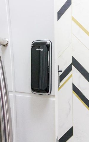 Apartamento à venda com 59m², 2 quartos e 1 vagaFechadura eletrônica