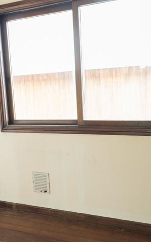 Casa à venda com 700m², 4 quartos e 5 vagas Casa à venda com 700m², 4 quartos e 5 vagasSuite 2