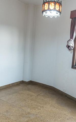 Casa à venda com 700m², 4 quartos e 5 vagas Casa à venda com 700m², 4 quartos e 5 vagasCopa