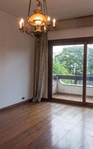 Casa à venda com 700m², 4 quartos e 5 vagas Casa à venda com 700m², 4 quartos e 5 vagasSala 3