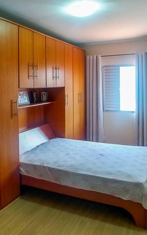 Casa à venda com 180m², 3 quartos e 1 vaga Casa à venda com 180m², 3 quartos e 1 vagaDormitório 1