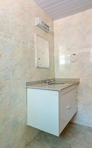 Apartamento à venda com 75m², 2 quartos e 1 vaga Apartamento à venda com 75m², 2 quartos e 1 vagaBanheiro Social