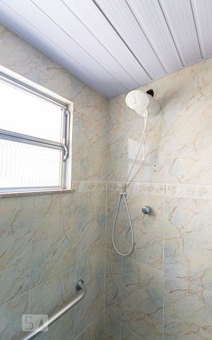 Apartamento à venda com 75m², 2 quartos e 1 vaga Apartamento à venda com 75m², 2 quartos e 1 vagaBanheiro Social