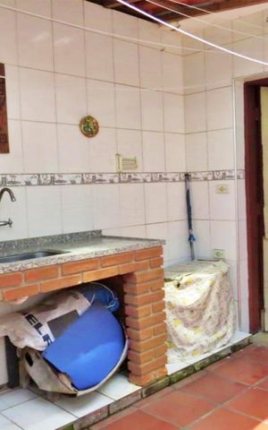 Casa de condomínio à venda com 125m², 3 quartos e 2 vagas Casa de condomínio à venda com 125m², 3 quartos e 2 vagasÁrea comum - Churrasqueira