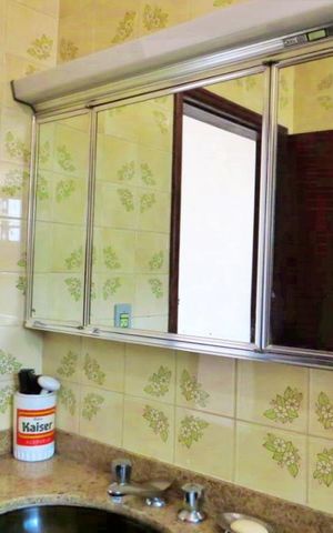 Casa de condomínio à venda com 125m², 3 quartos e 2 vagas Casa de condomínio à venda com 125m², 3 quartos e 2 vagasBanheiro