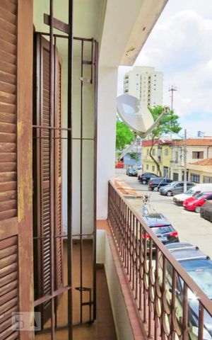 Casa de condomínio à venda com 125m², 3 quartos e 2 vagas Casa de condomínio à venda com 125m², 3 quartos e 2 vagasvaranda