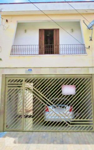 Casa de condomínio à venda com 125m², 3 quartos e 2 vagas Casa de condomínio à venda com 125m², 3 quartos e 2 vagasFachada