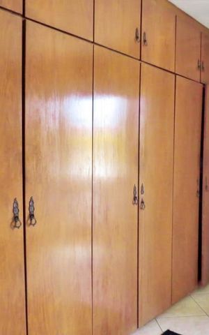 Casa de condomínio à venda com 125m², 3 quartos e 2 vagas Casa de condomínio à venda com 125m², 3 quartos e 2 vagassuíte