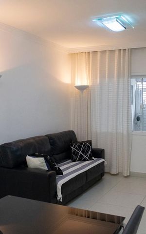 Casa à venda com 220m², 5 quartos e 2 vagas Casa à venda com 220m², 5 quartos e 2 vagasSALA