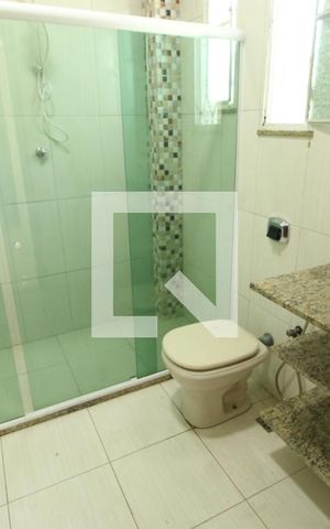 Casa para alugar com 96m², 2 quartos e 2 vagasBanheiro