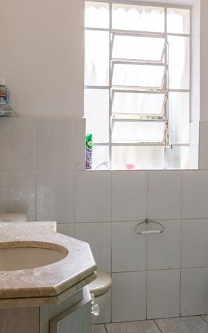 Casa à venda com 150m², 2 quartos e 1 vaga Casa à venda com 150m², 2 quartos e 1 vagaBanheiro Social