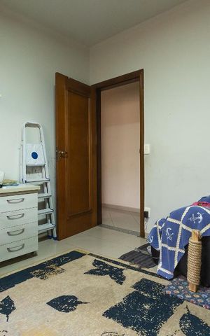 Casa à venda com 366m², 6 quartos e 5 vagas Casa à venda com 366m², 6 quartos e 5 vagasQuarto 1