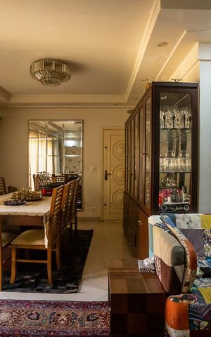Casa à venda com 366m², 6 quartos e 5 vagas Casa à venda com 366m², 6 quartos e 5 vagasSala de Jantar