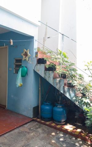 Casa à venda com 350m², 3 quartos e 2 vagasLavanderia