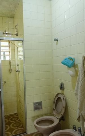 Casa à venda com 350m², 3 quartos e 2 vagasBanheiro
