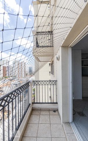 Apartamento à venda com 80m², 2 quartos e 2 vagasVaranda Sala