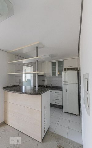 Apartamento à venda com 80m², 2 quartos e 2 vagasCozinha