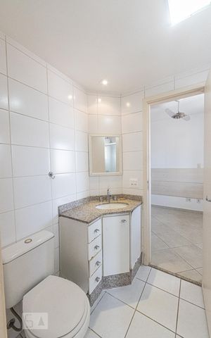 Apartamento à venda com 80m², 2 quartos e 2 vagasBanheiro Quarto 1 e 2