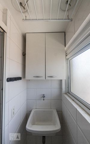 Apartamento à venda com 80m², 2 quartos e 2 vagasÁrea de Serviço