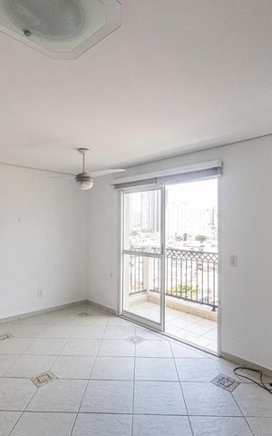 Apartamento à venda com 80m², 2 quartos e 2 vagasSala